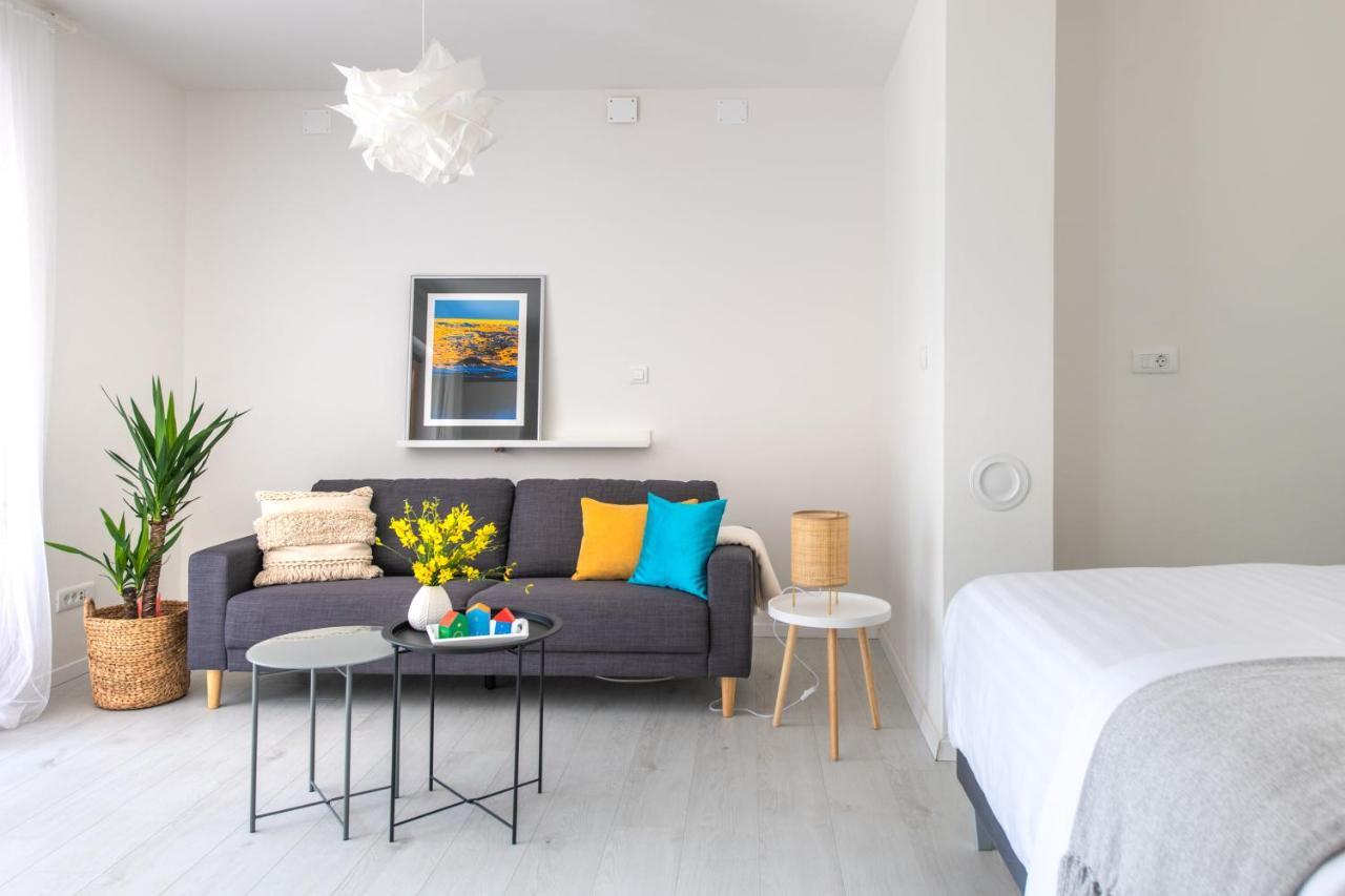 Apartment Alex Лабин Екстериор снимка